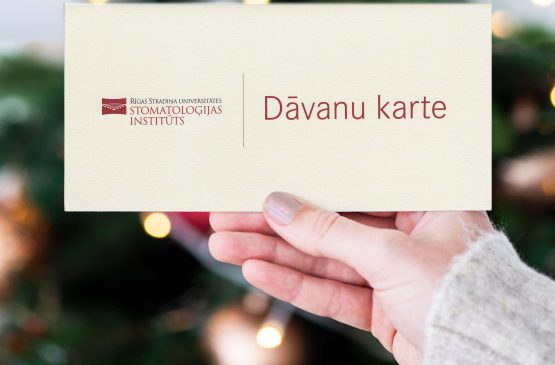 Iepriecini svētkos dāvinot veselu smaidu!